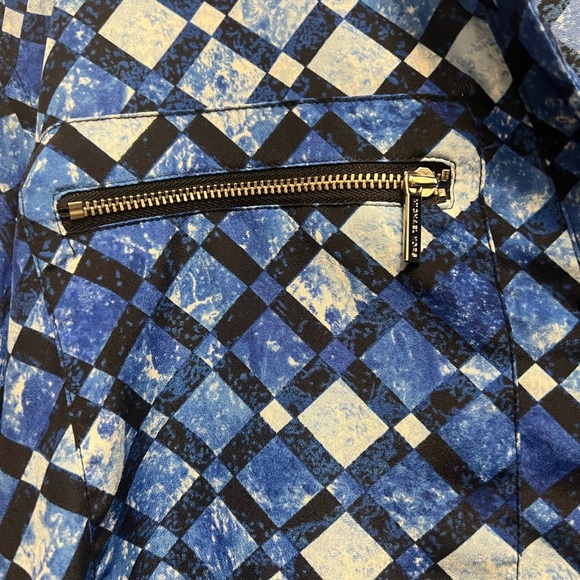 Blue and Black Geometric Women's Top - Picture 3 of 3